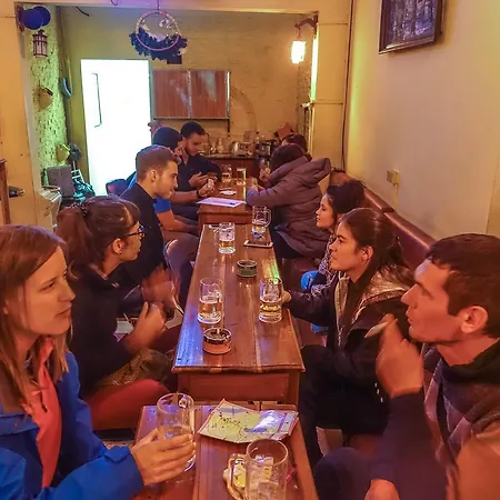 Central Backpackers Hostel-Original-2